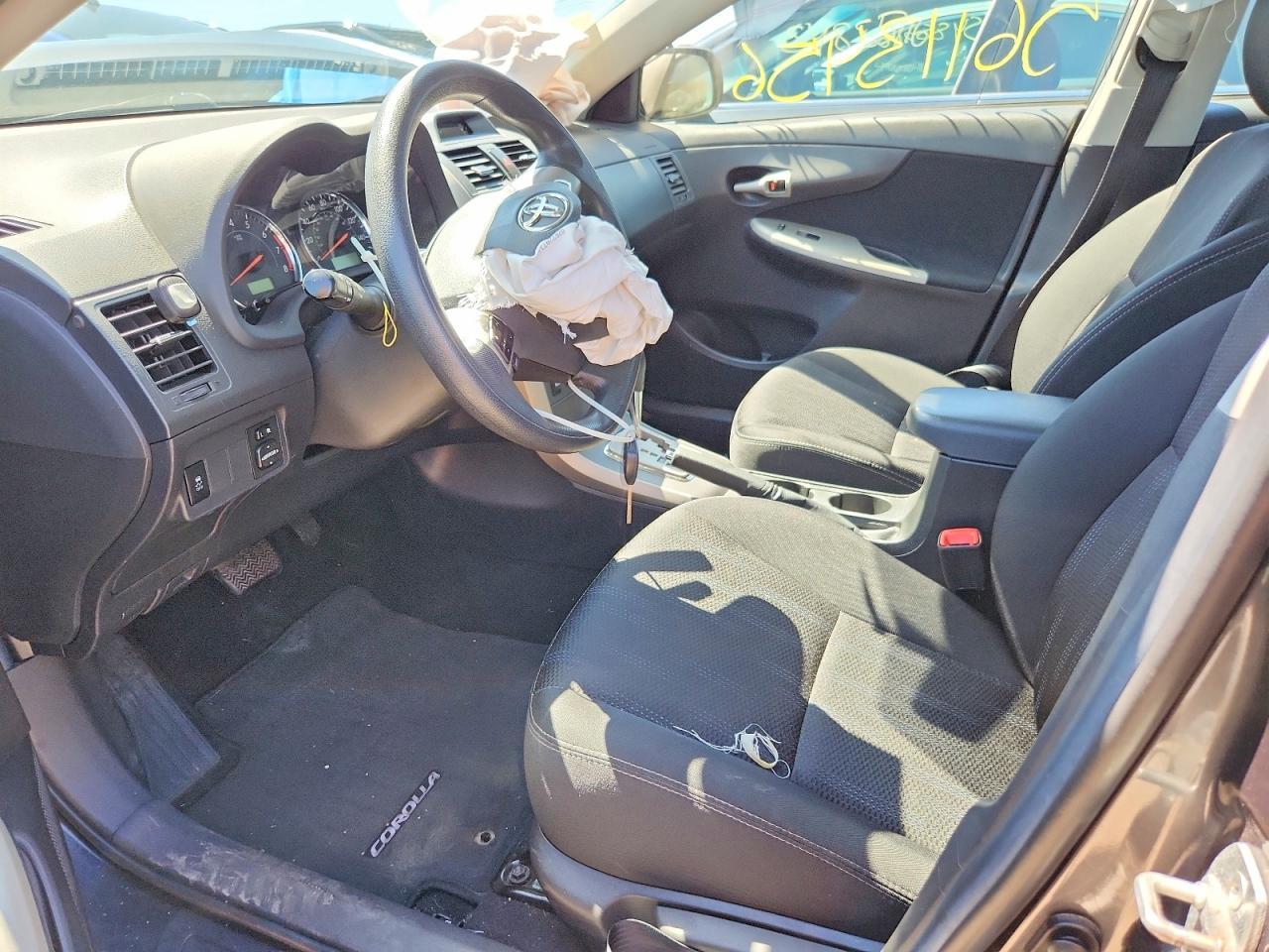 2013 TOYOTA COROLLA