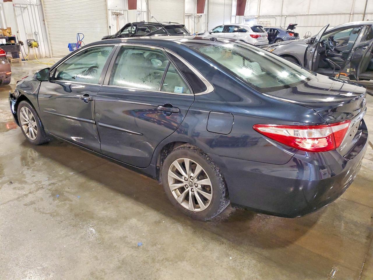 2015 TOYOTA CAMRY