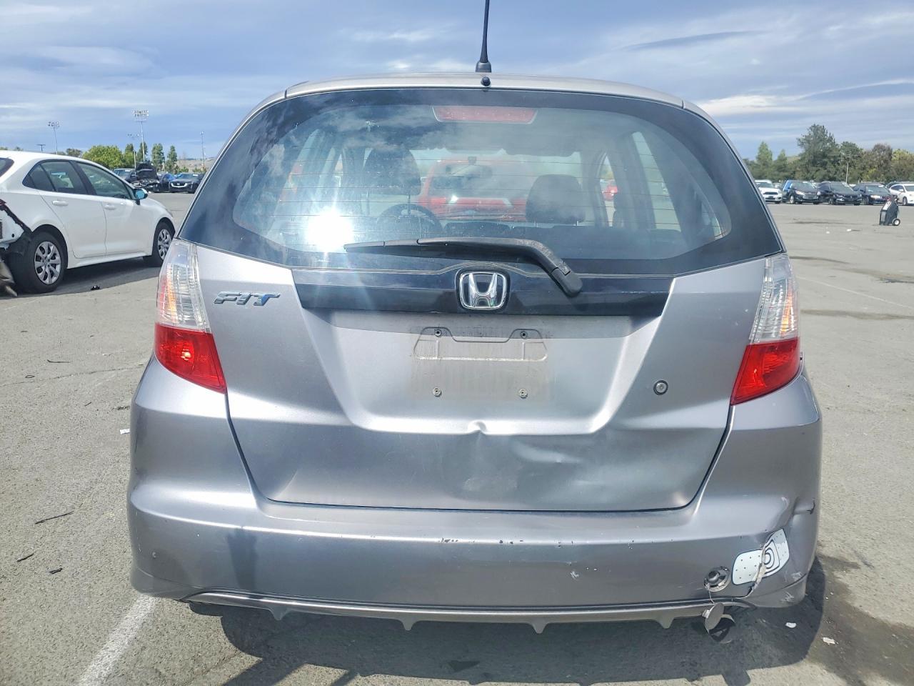 2010 HONDA FIT