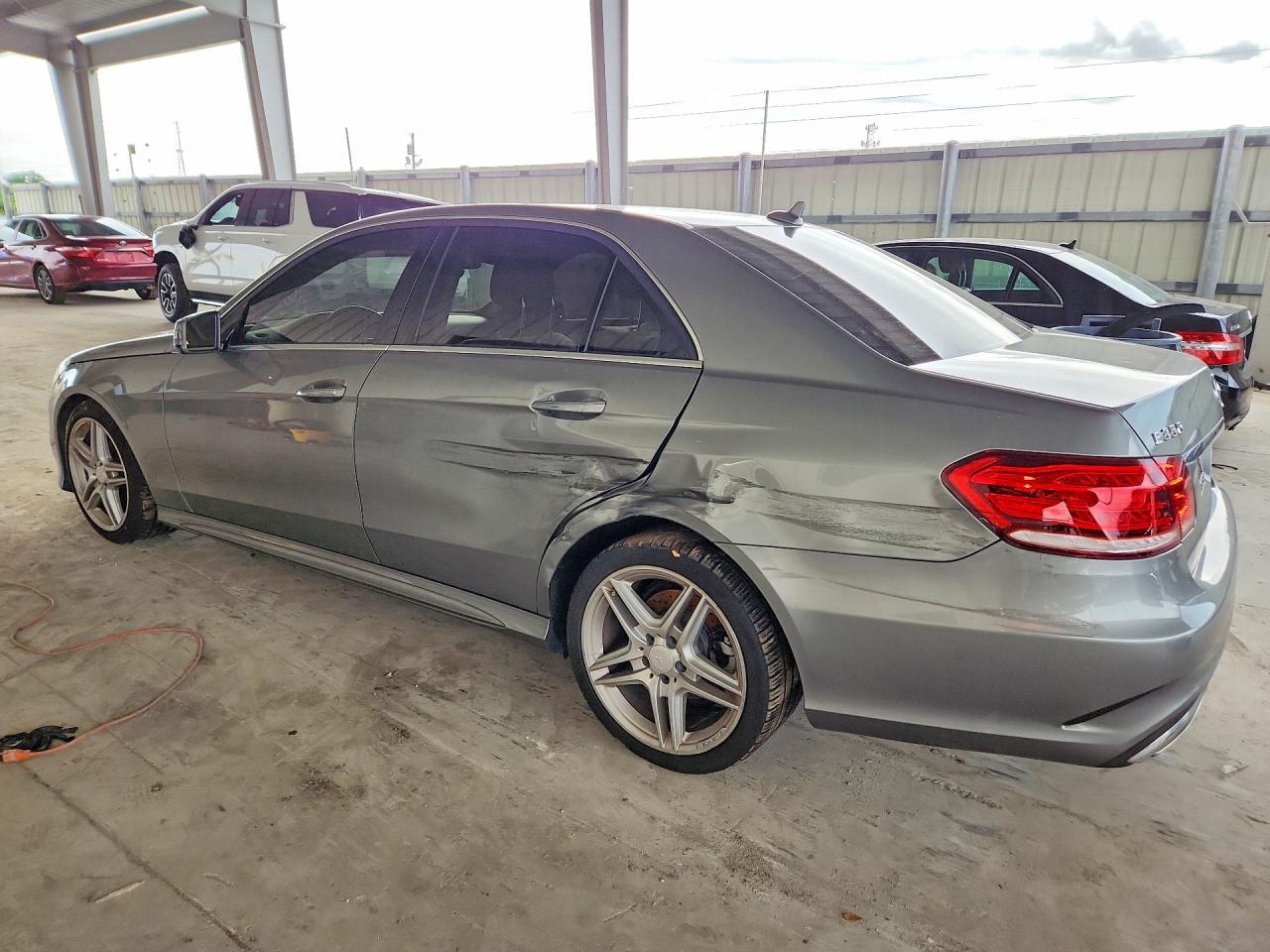 2014 MERCEDES-BENZ E-Class