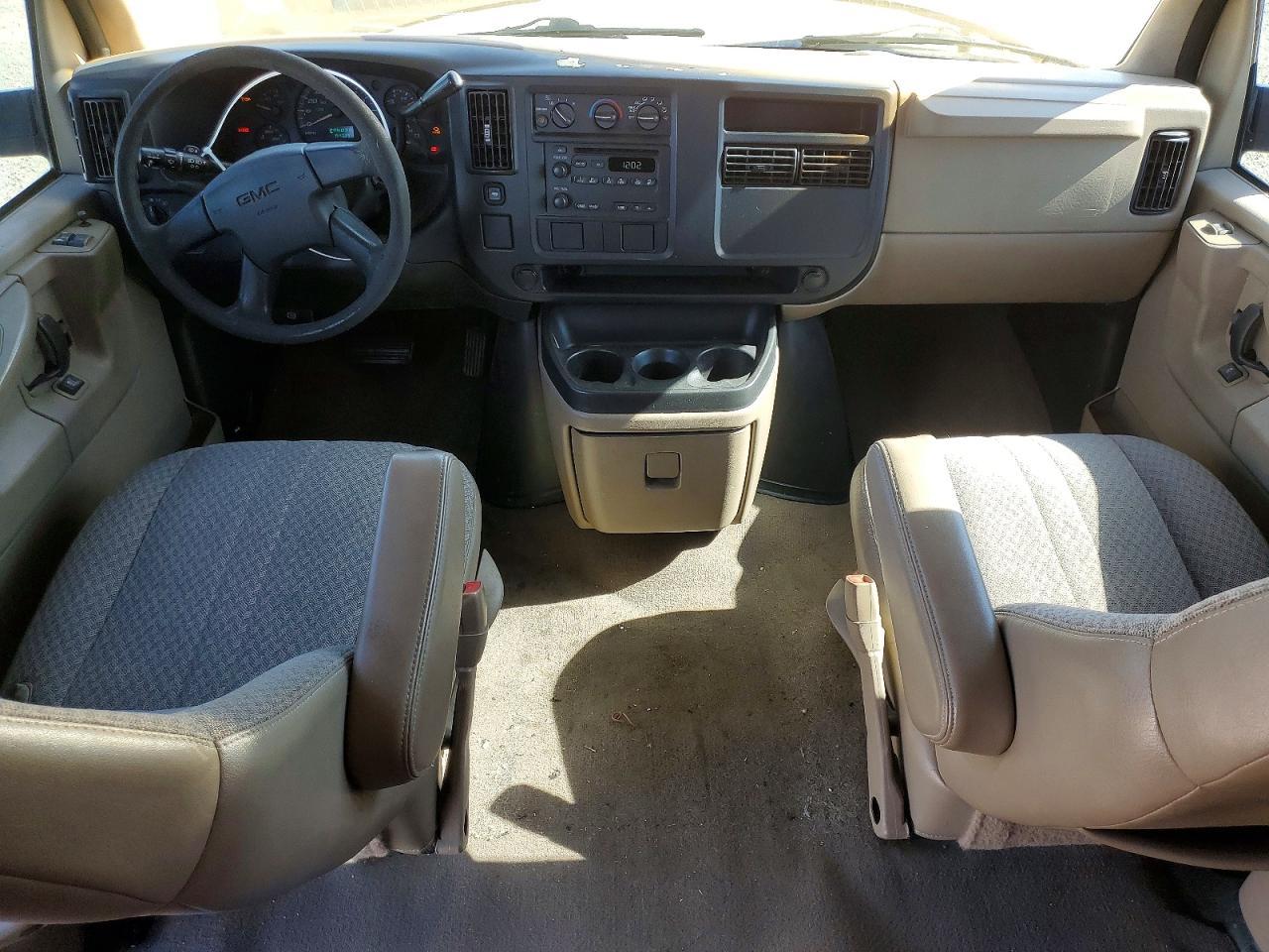 2004 GMC Savana