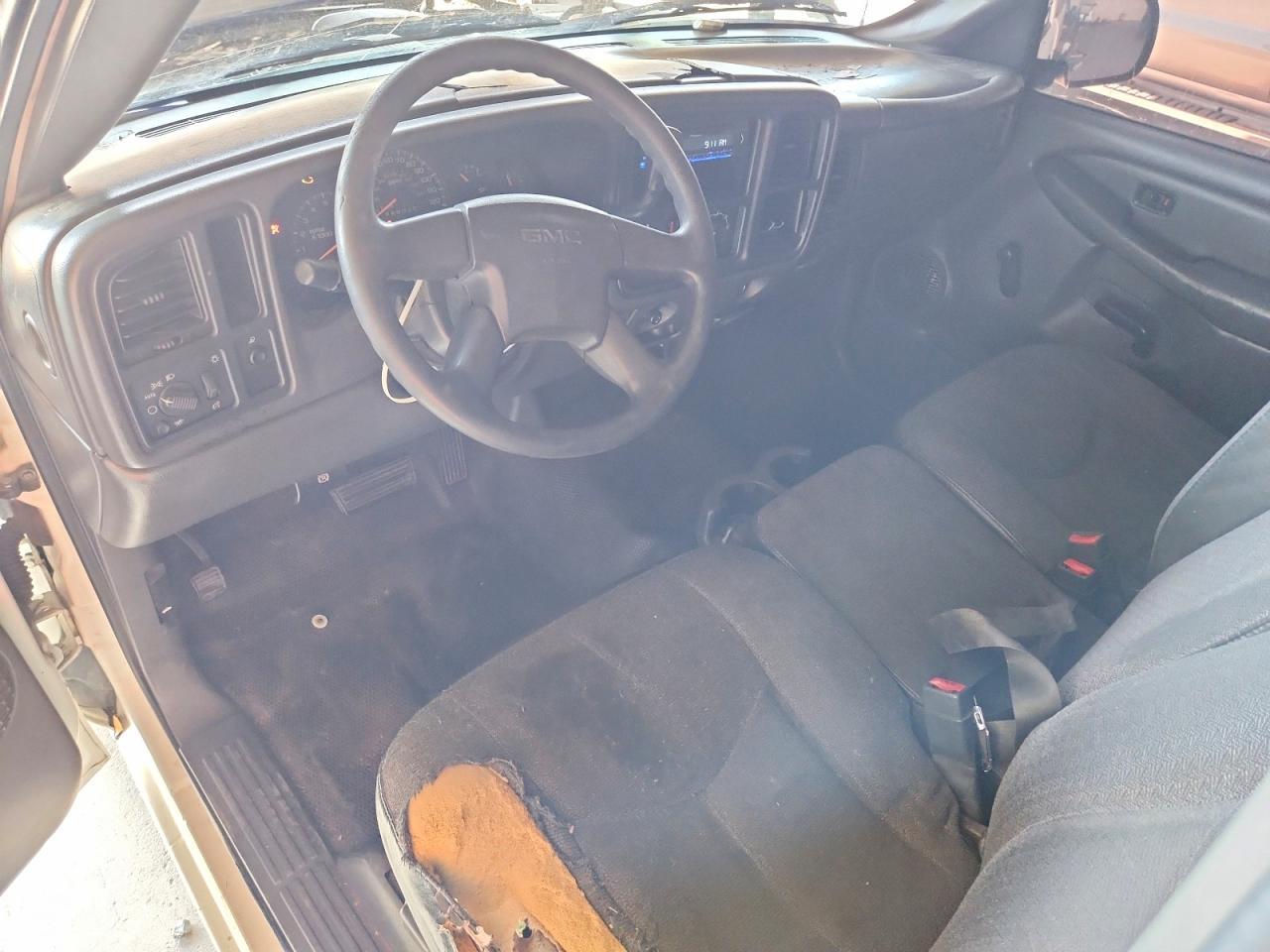 2005 GMC Sierra