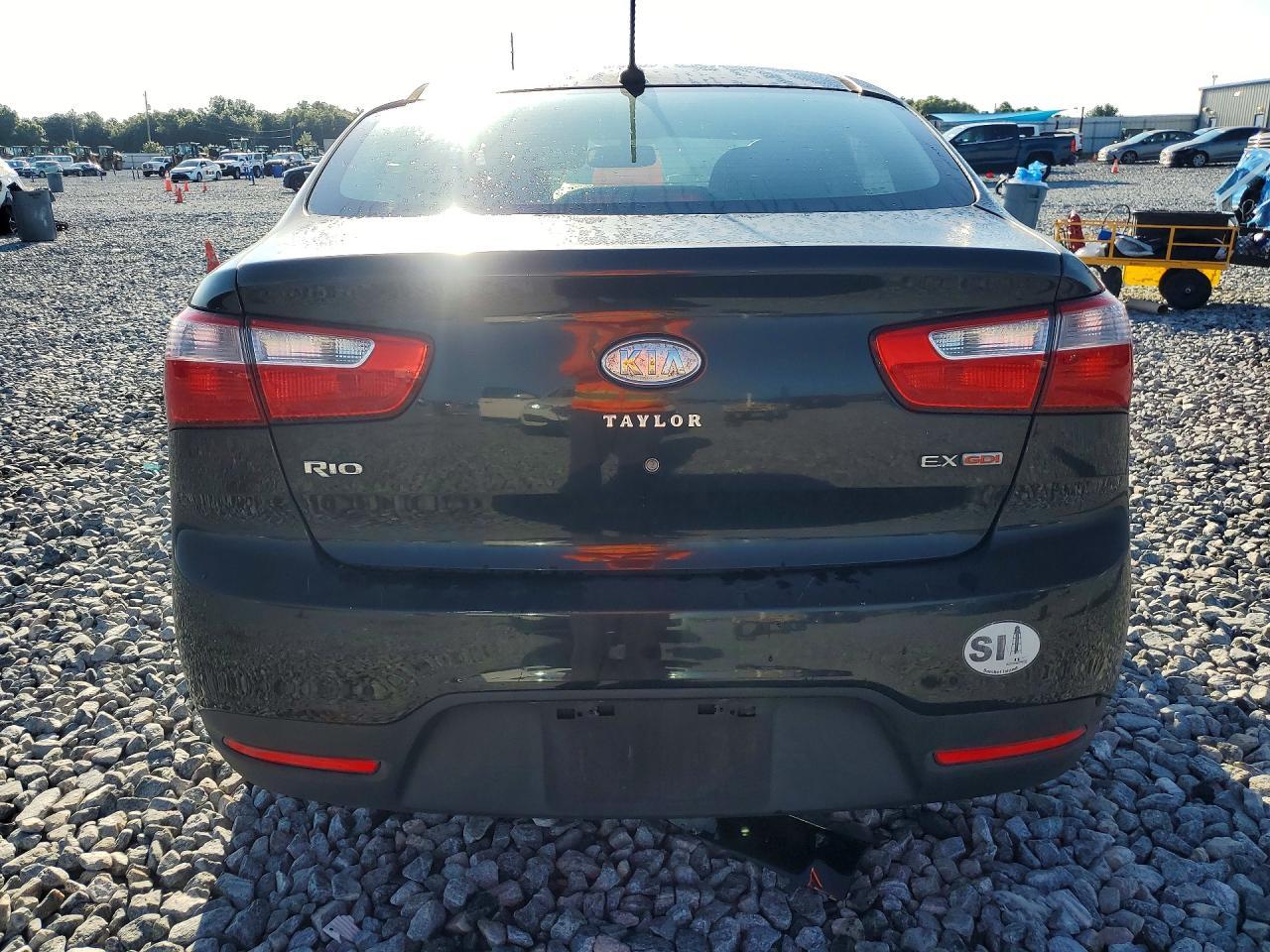 2012 KIA RIO