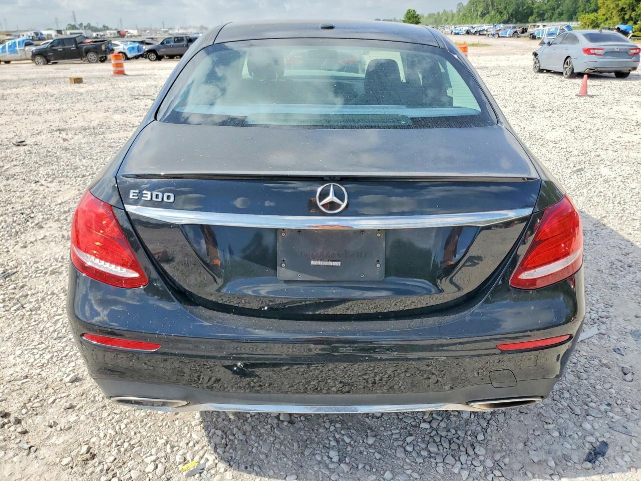2018 MERCEDES-BENZ E-Class