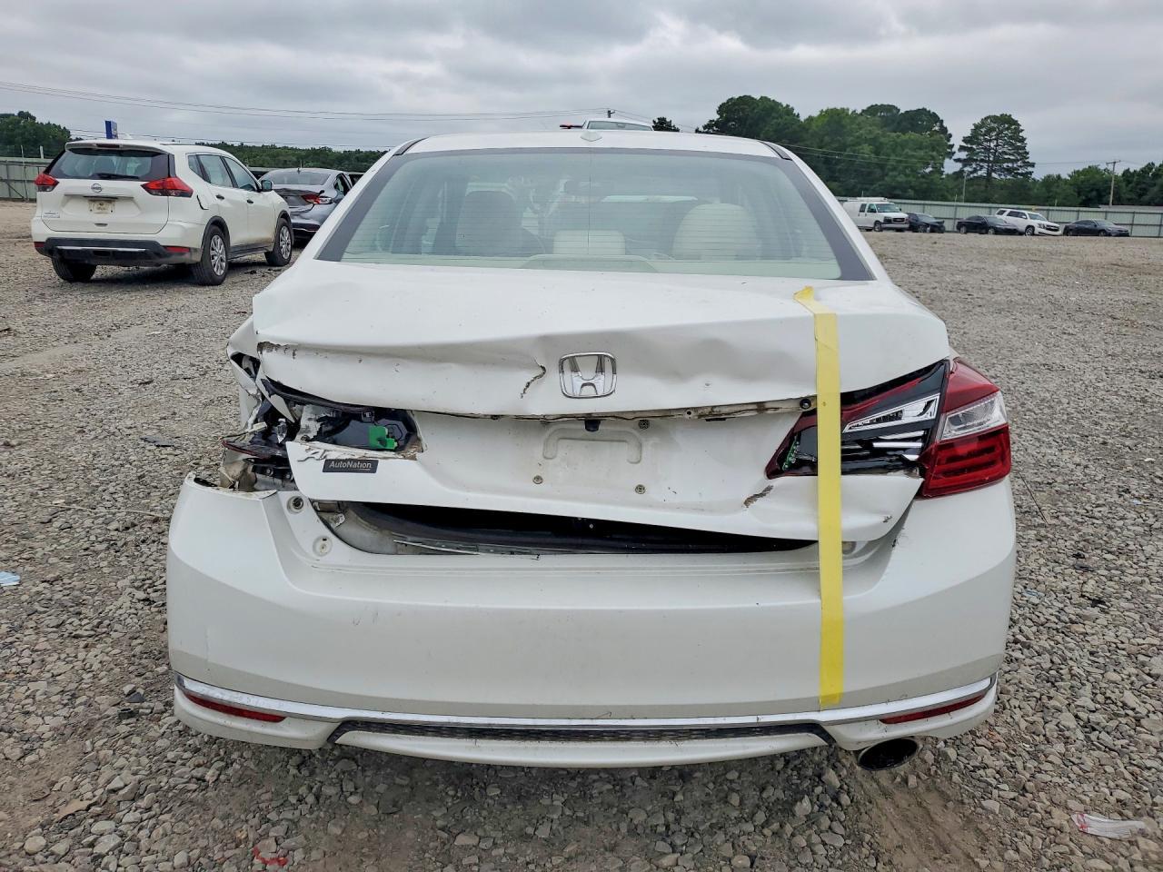 2017 HONDA ACCORD