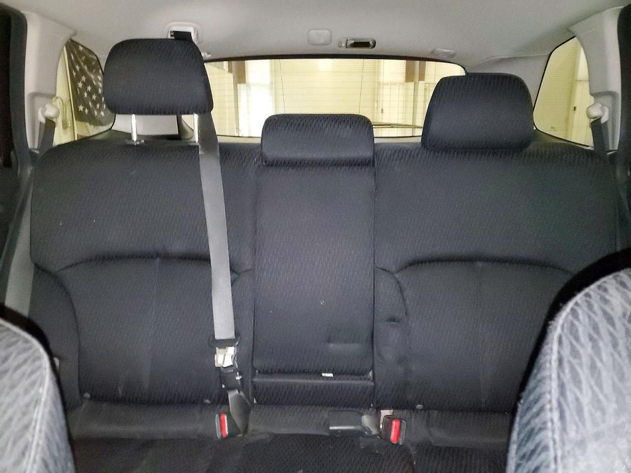 2010 SUBARU Outback