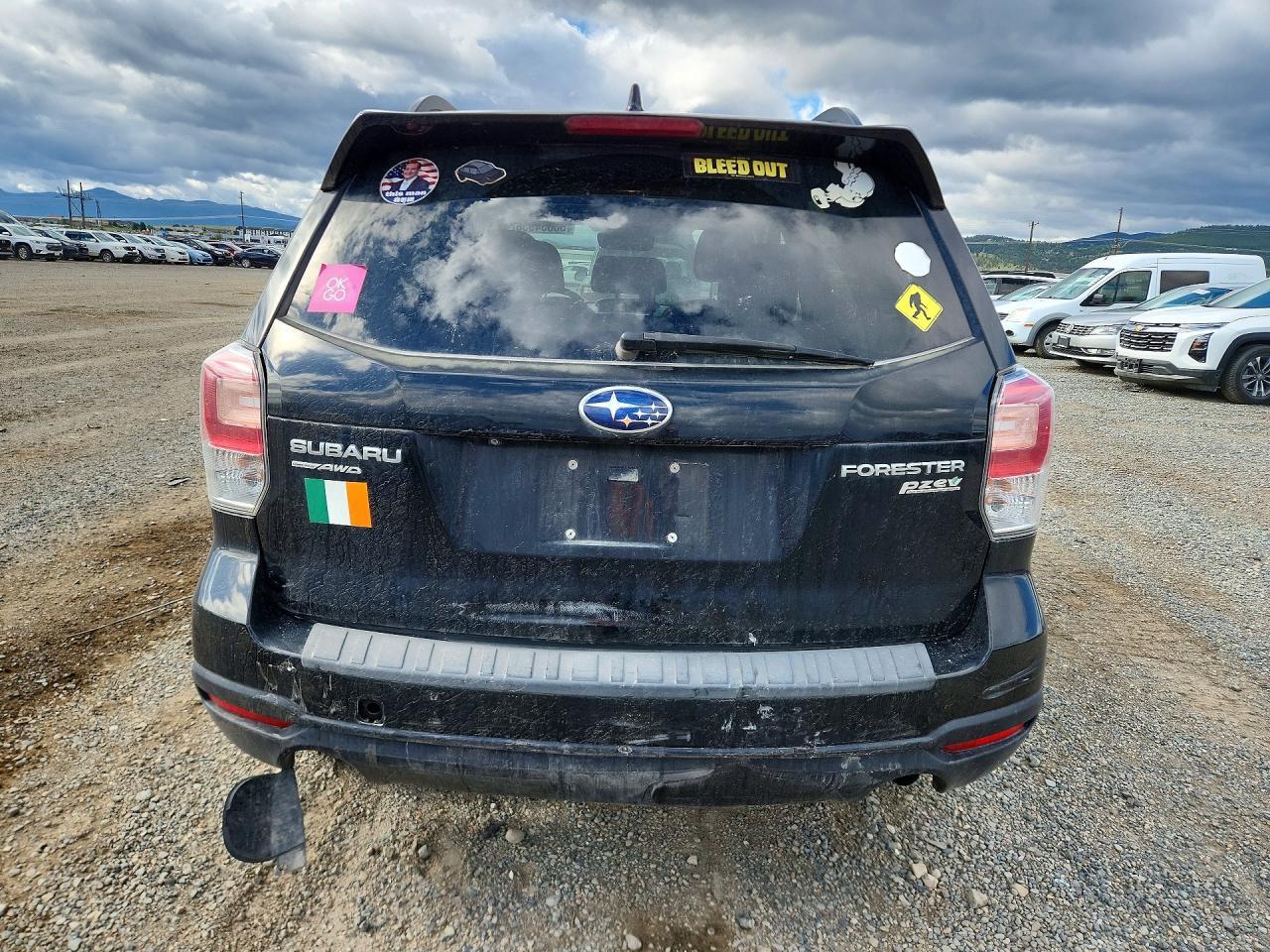 2017 SUBARU FORESTER