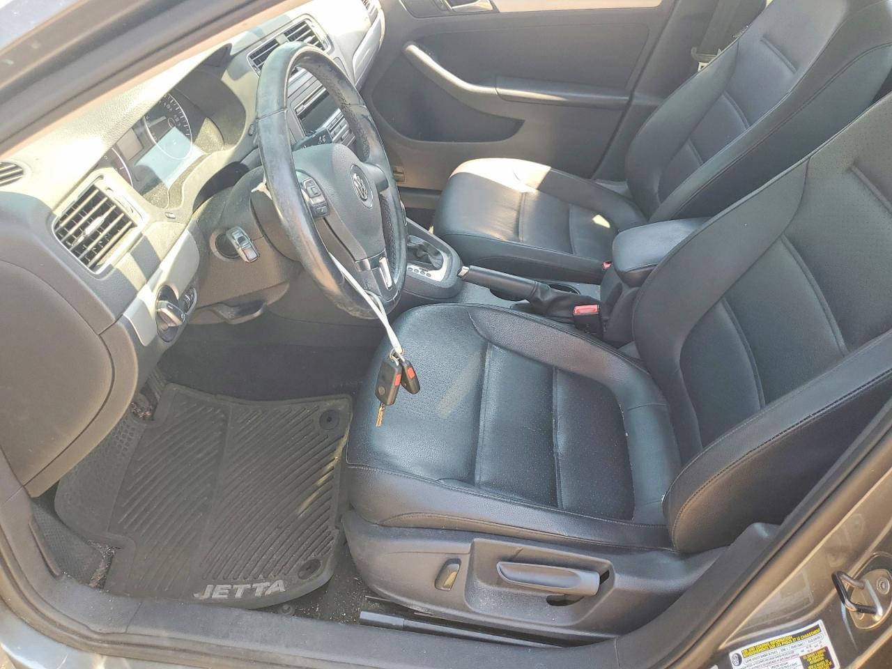 2014 VOLKSWAGEN JETTA