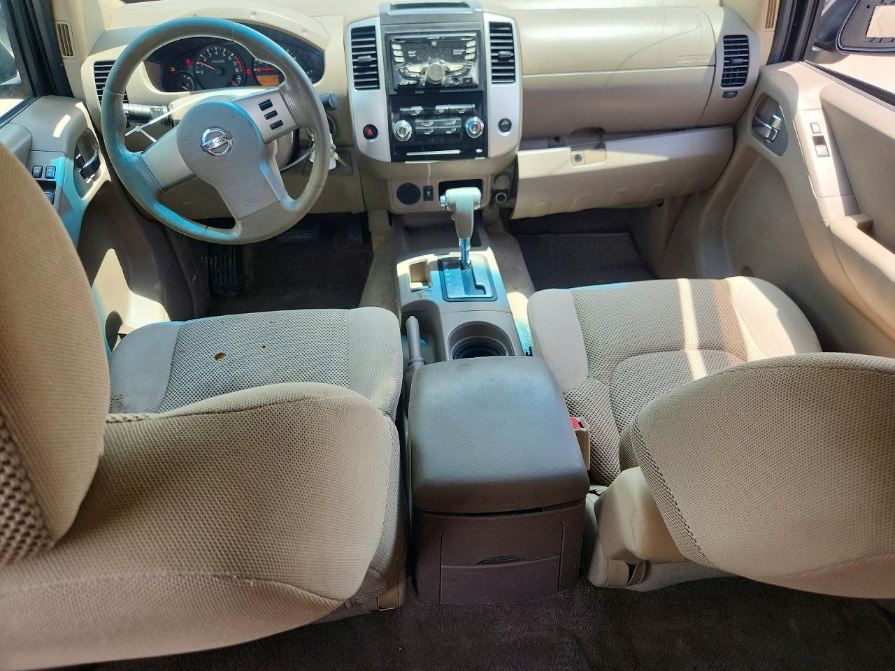 2012 NISSAN Frontier