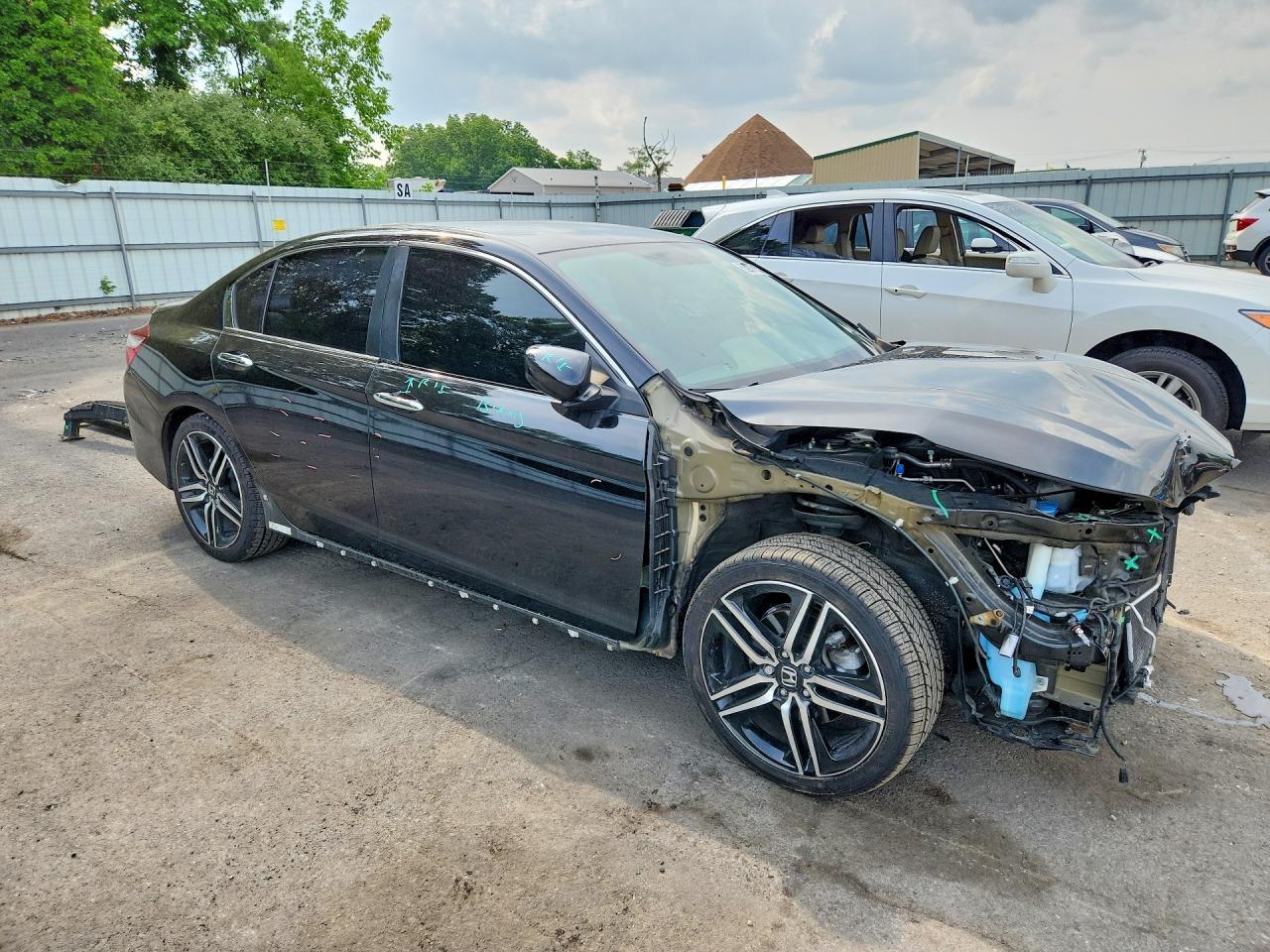 2017 HONDA ACCORD
