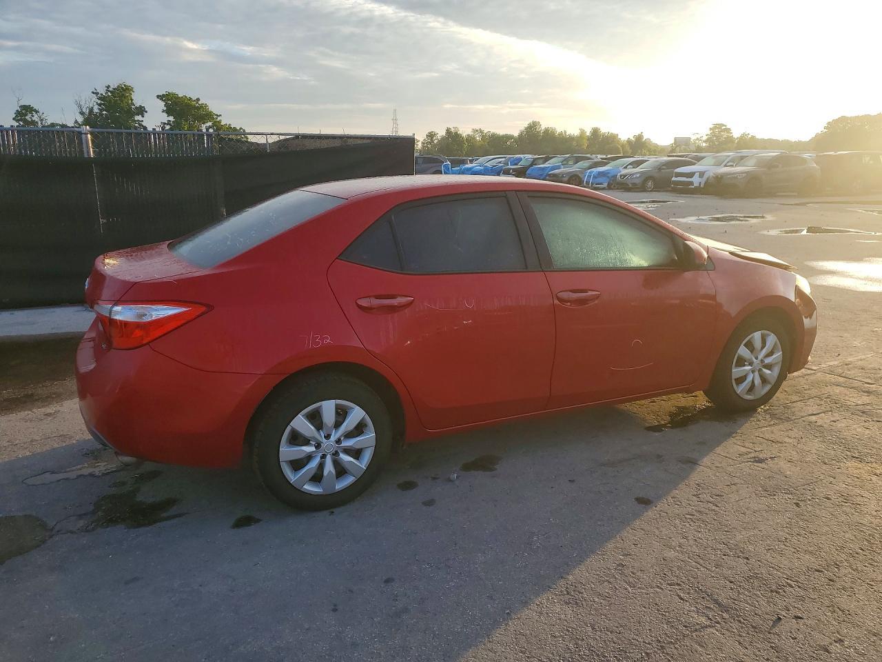 2015 TOYOTA COROLLA