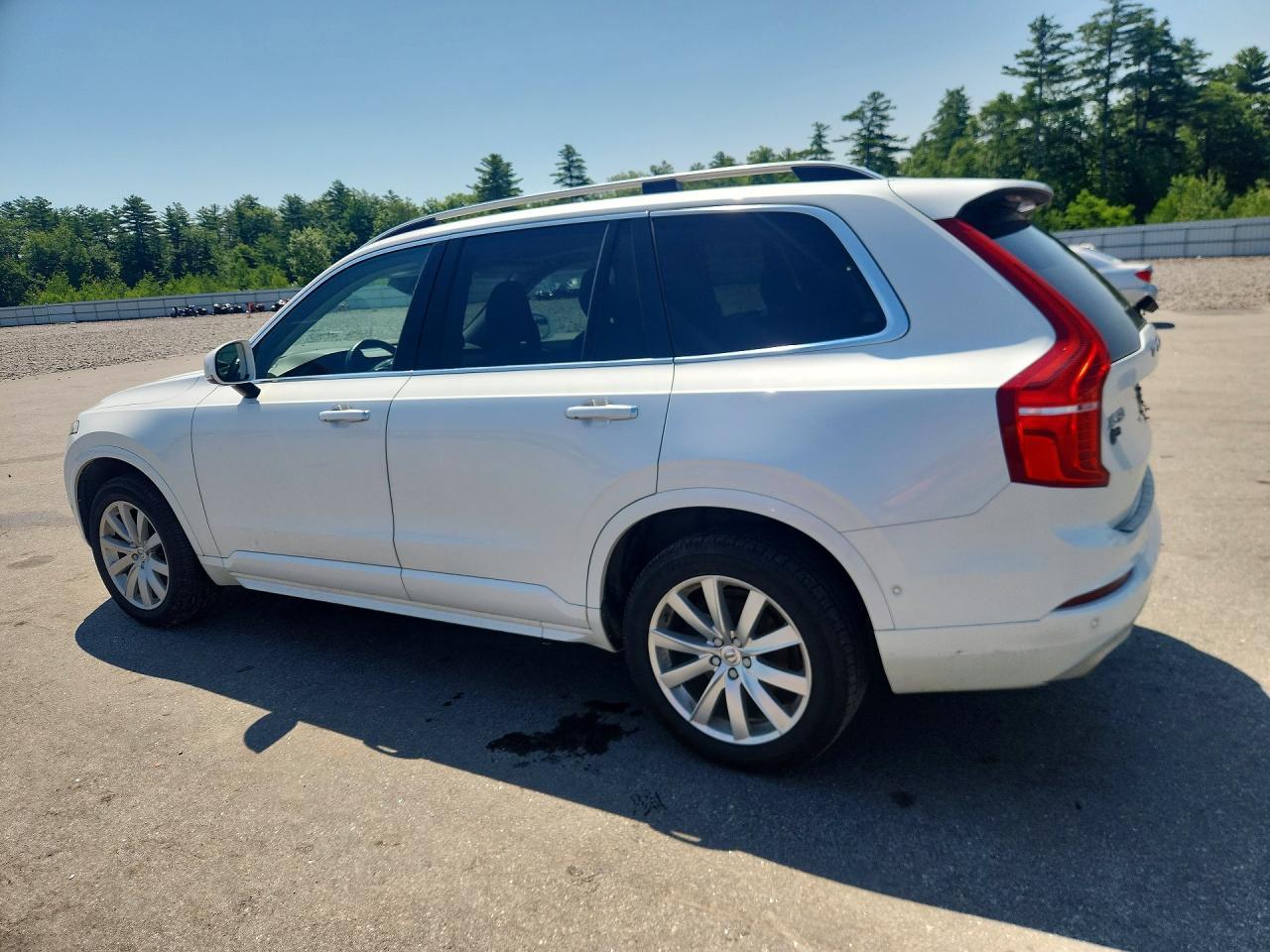 2016 VOLVO XC90