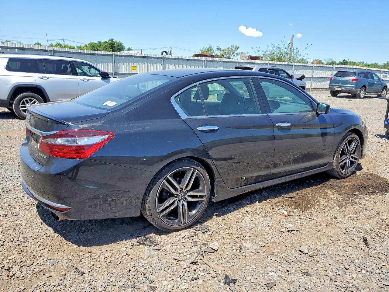 2017 HONDA ACCORD
