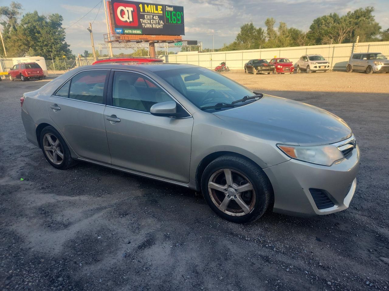 2013 TOYOTA CAMRY