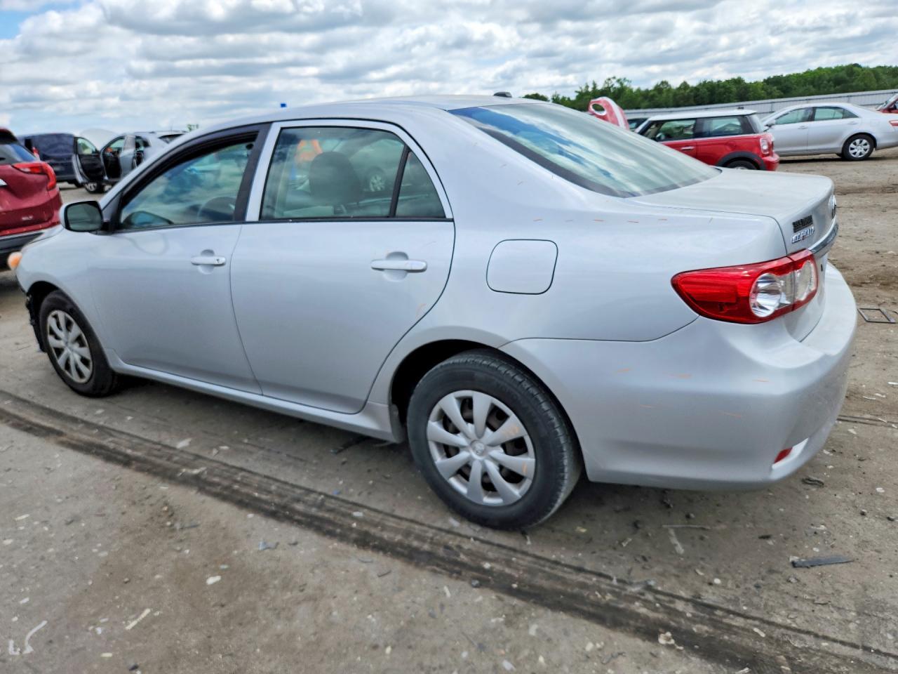 2011 TOYOTA COROLLA