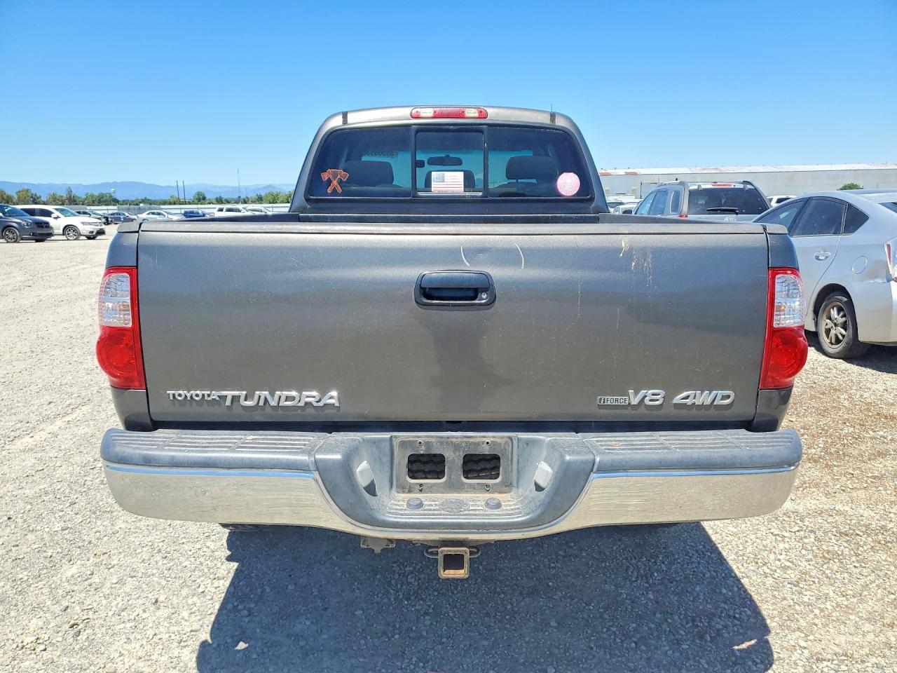2005 TOYOTA TUNDRA