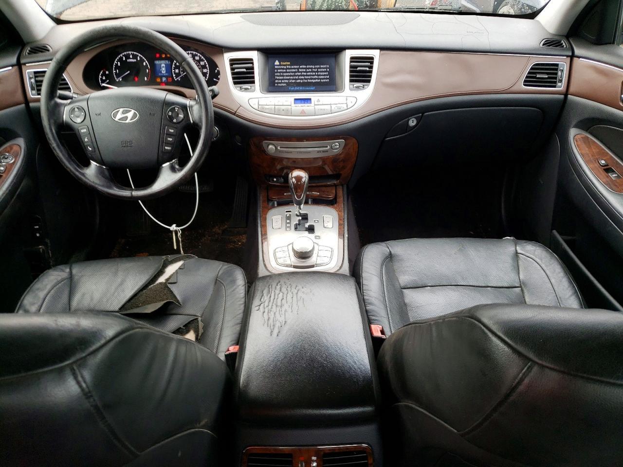 2009 HYUNDAI GENESIS