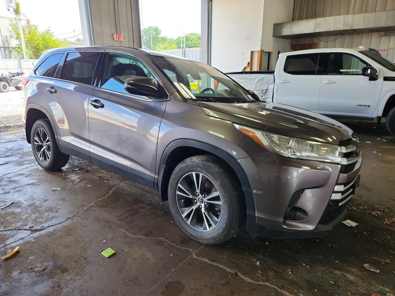 2019 TOYOTA HIGHLANDER