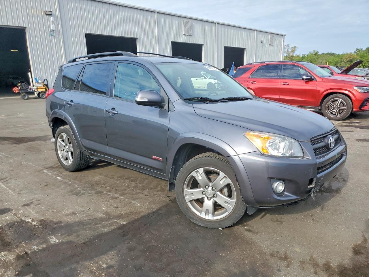 2011 TOYOTA RAV4