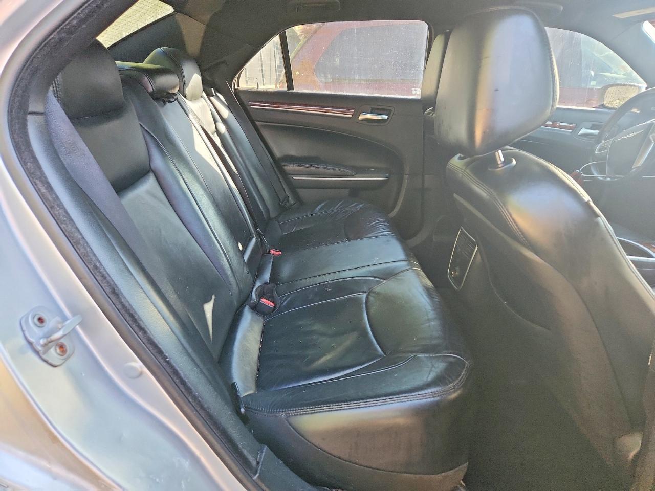 2012 CHRYSLER 300