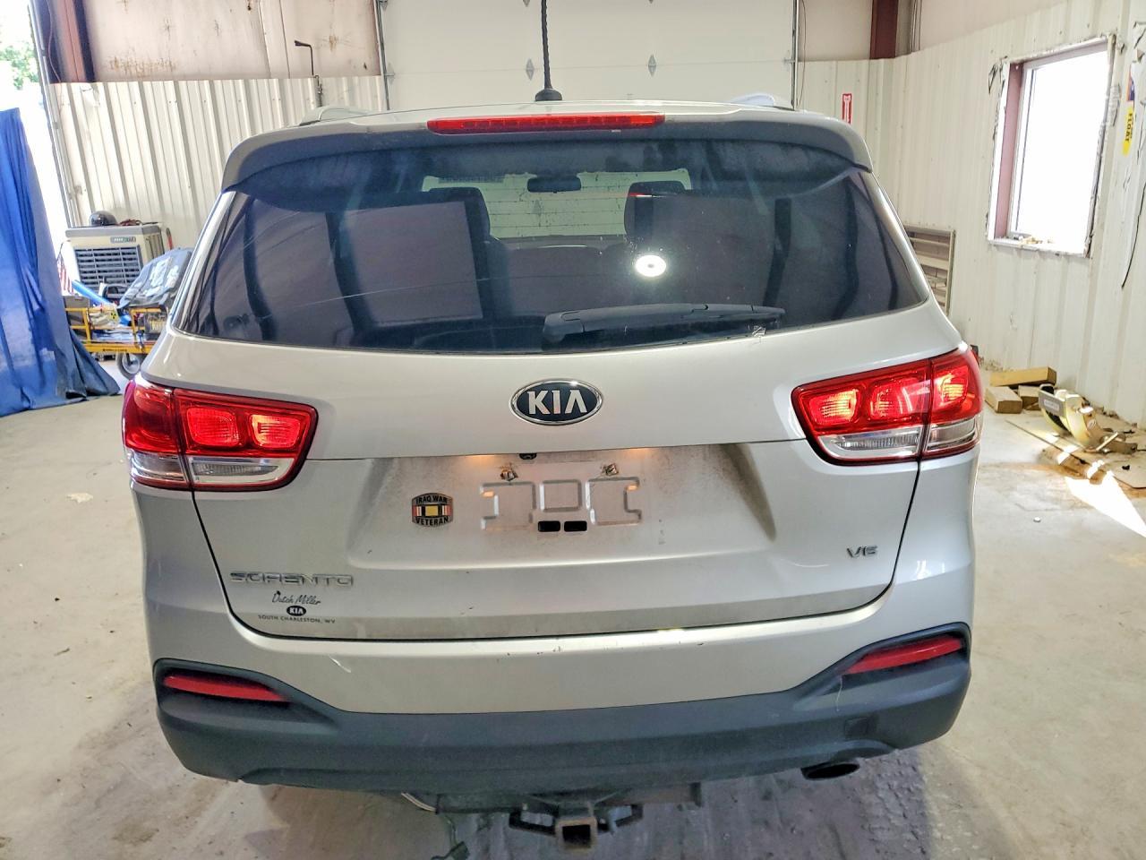2016 KIA SORENTO