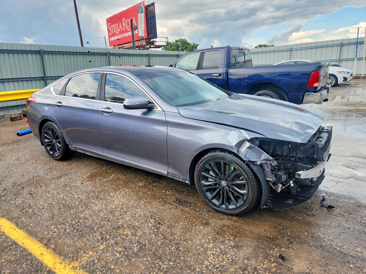 2015 HYUNDAI GENESIS