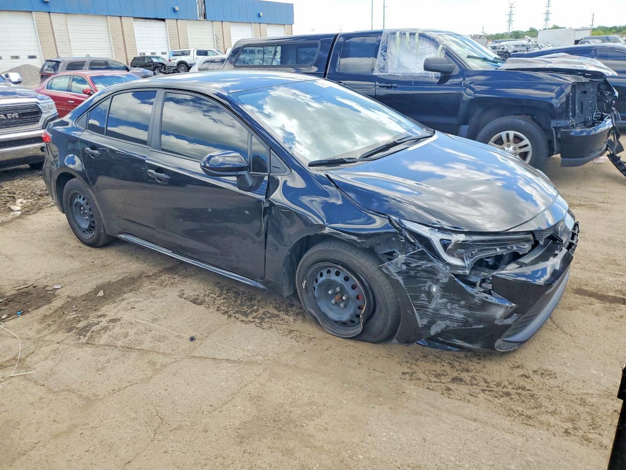 2025 TOYOTA COROLLA