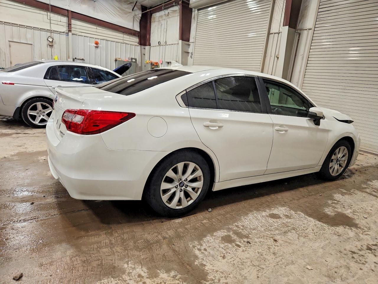 2017 SUBARU Legacy