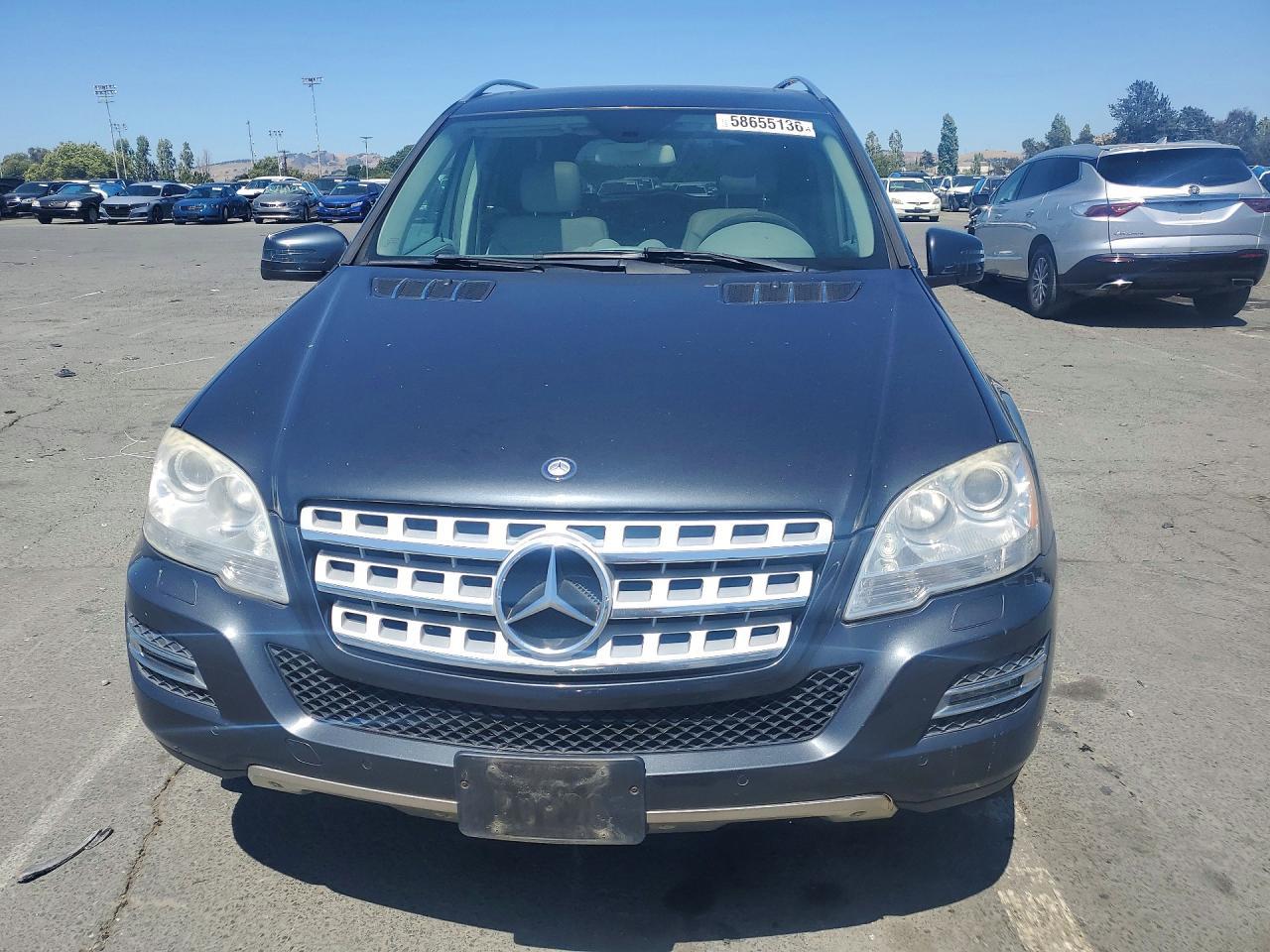 2011 MERCEDES-BENZ ML-Class