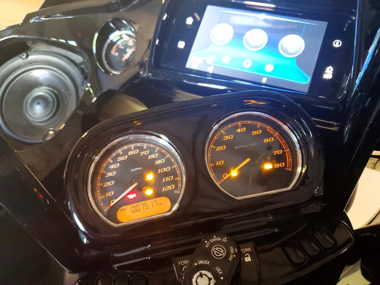 2021 HARLEY-DAVIDSON FLTRXS