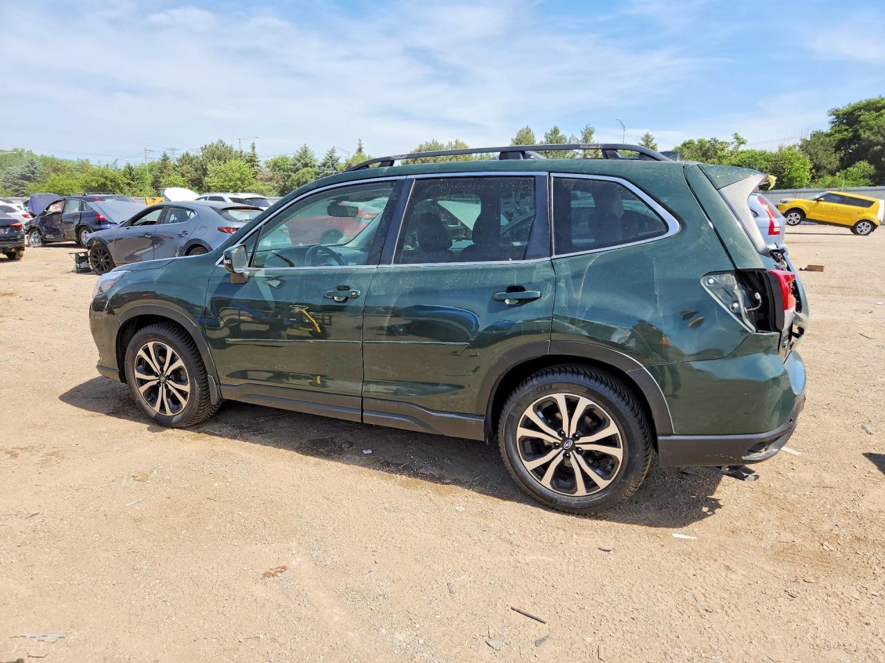 2023 SUBARU FORESTER