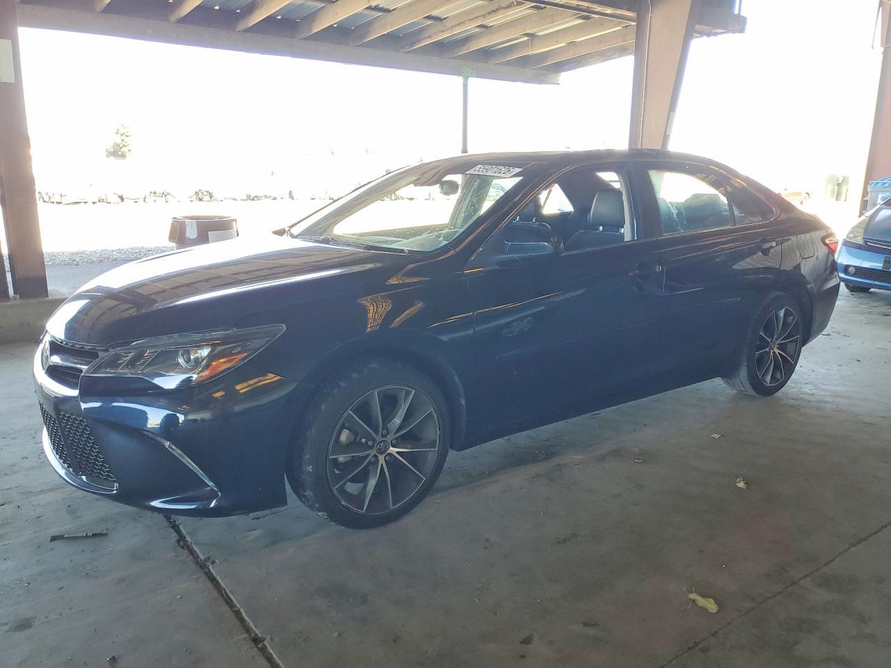 2015 TOYOTA CAMRY