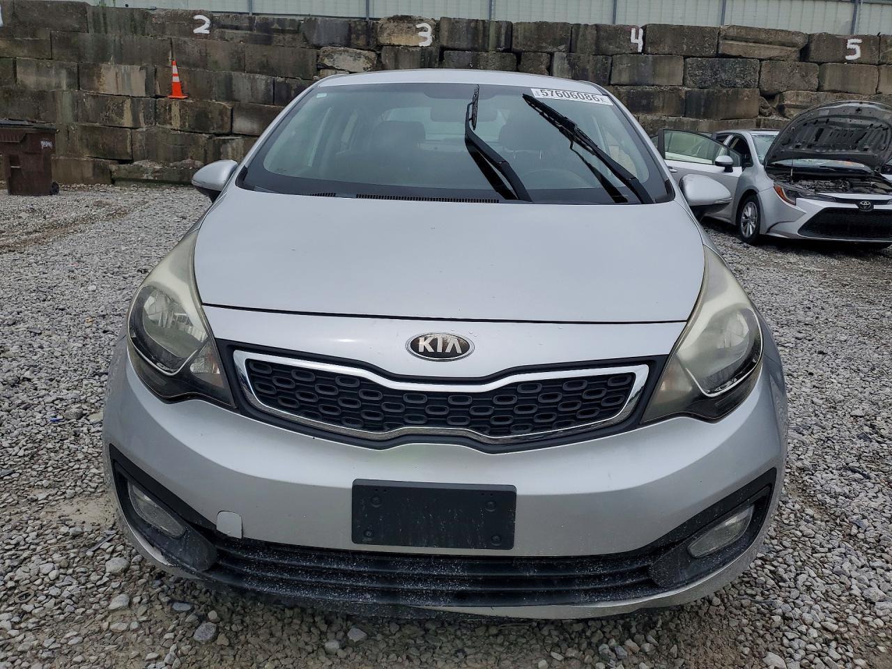 2013 KIA RIO