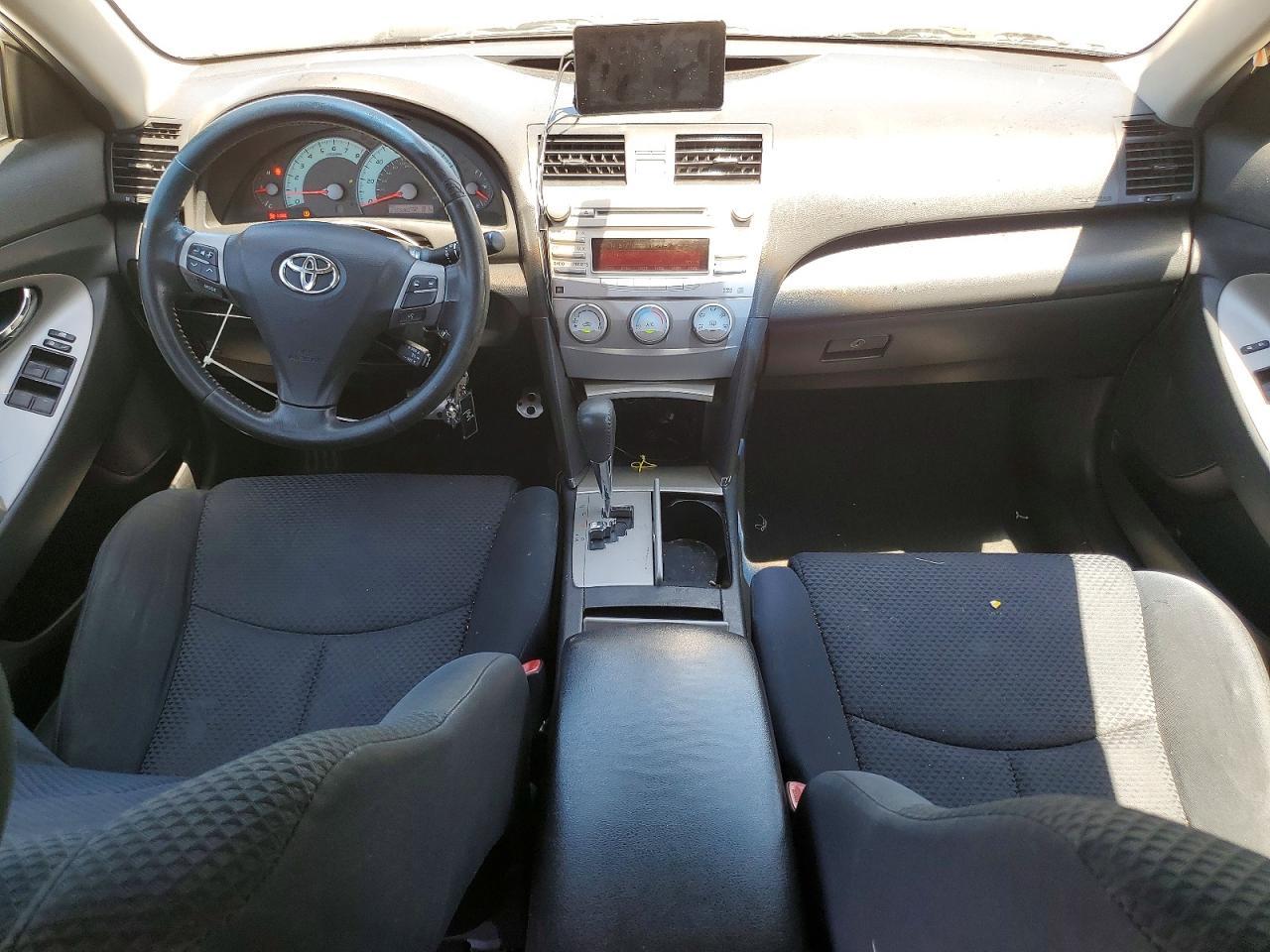 2011 TOYOTA CAMRY