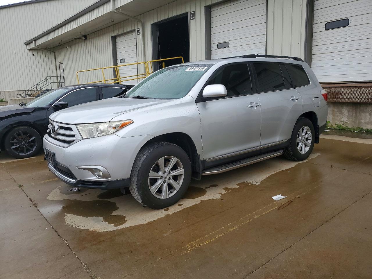 2013 TOYOTA HIGHLANDER