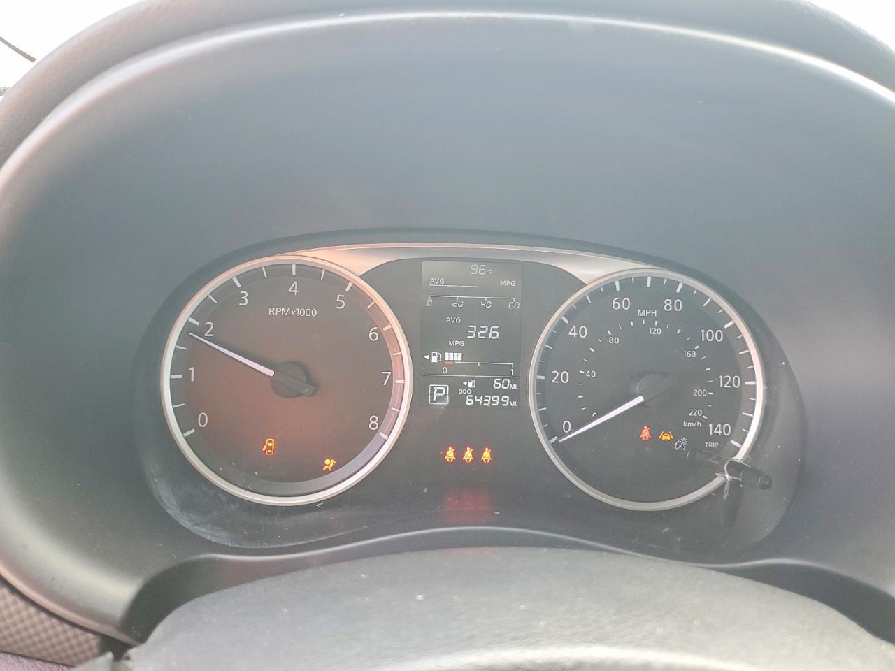 2024 NISSAN KICKS