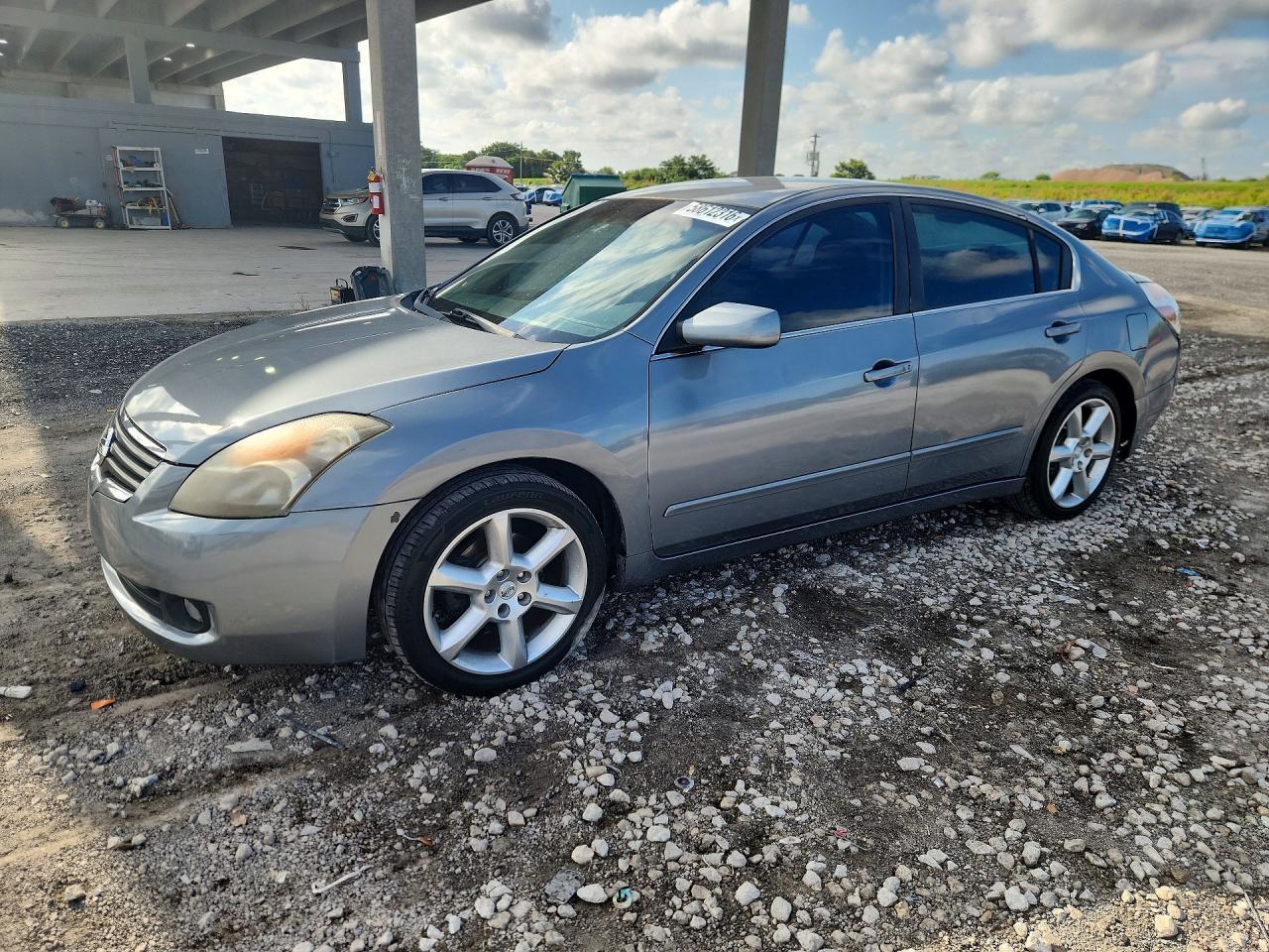 2009 NISSAN ALTIMA