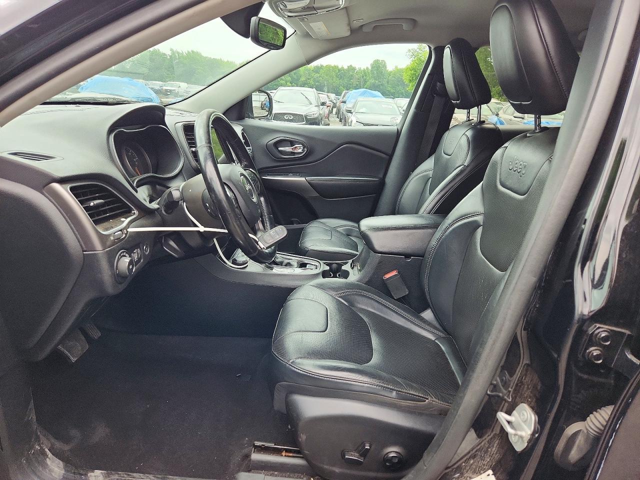 2019 JEEP CHEROKEE