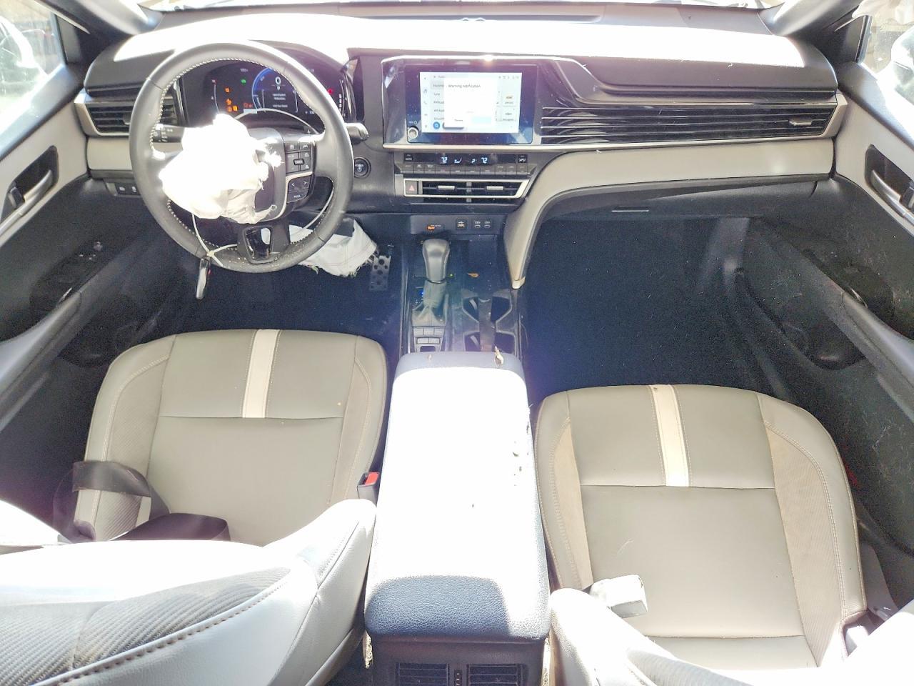 2025 TOYOTA CAMRY