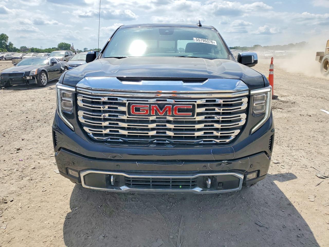 2025 GMC Sierra