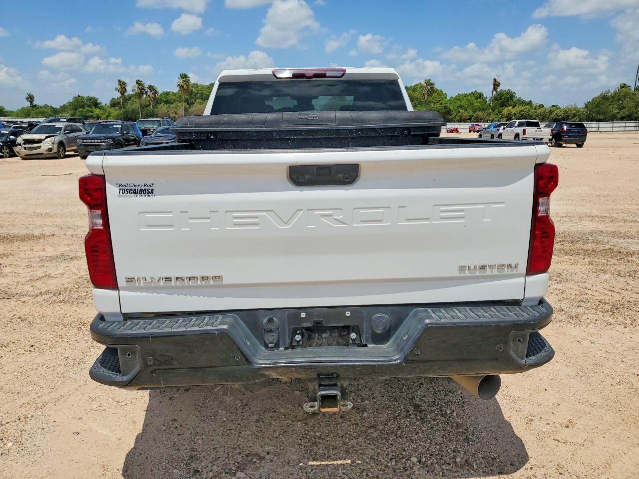 2024 CHEVROLET Silverado