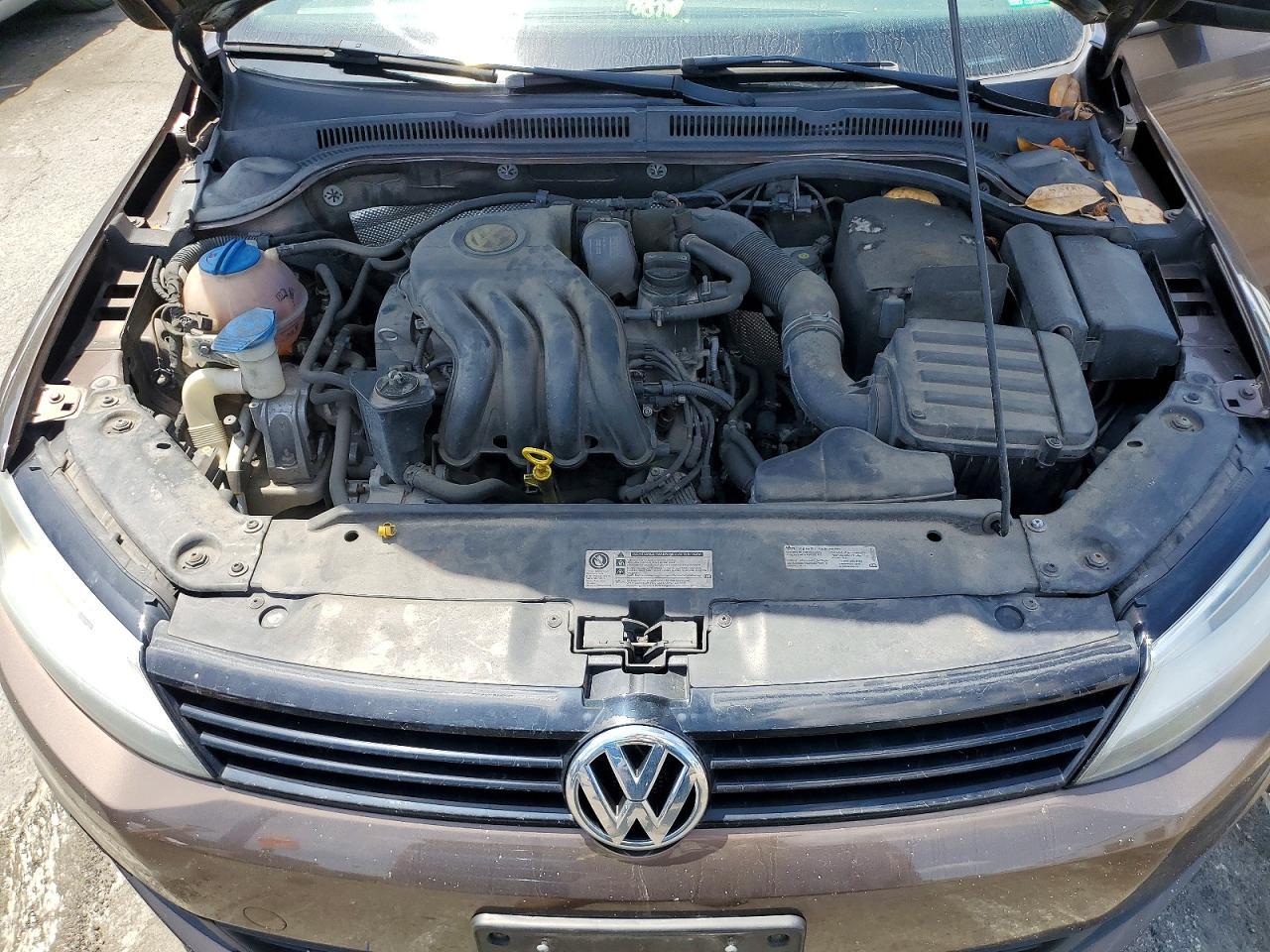 2014 VOLKSWAGEN JETTA
