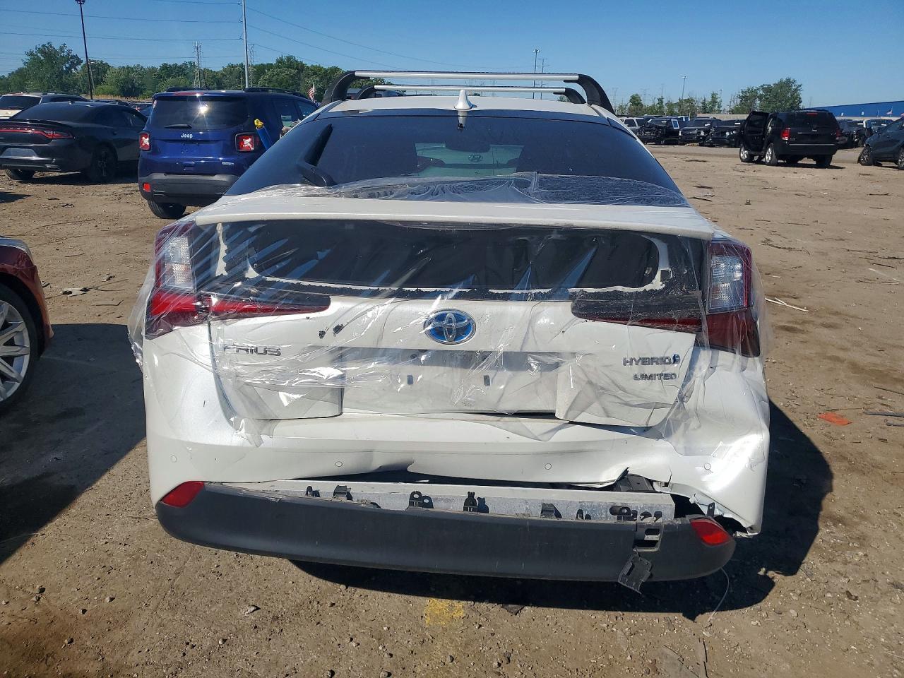 2022 TOYOTA PRIUS