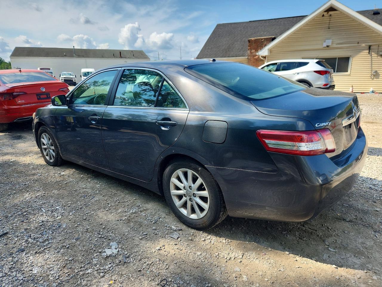 2010 TOYOTA CAMRY