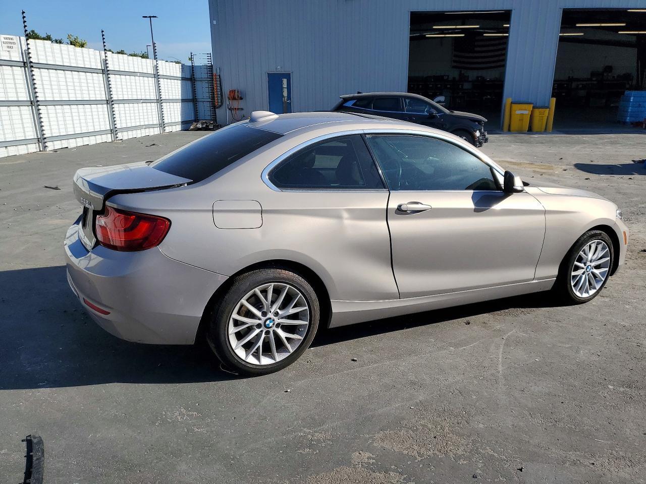 2016 BMW 2 Series