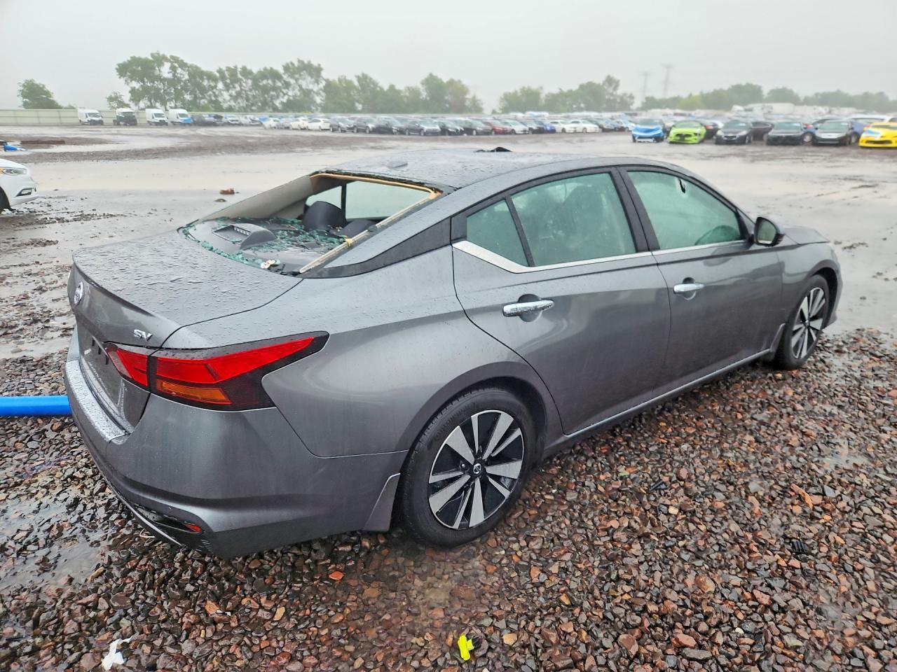 2022 NISSAN ALTIMA