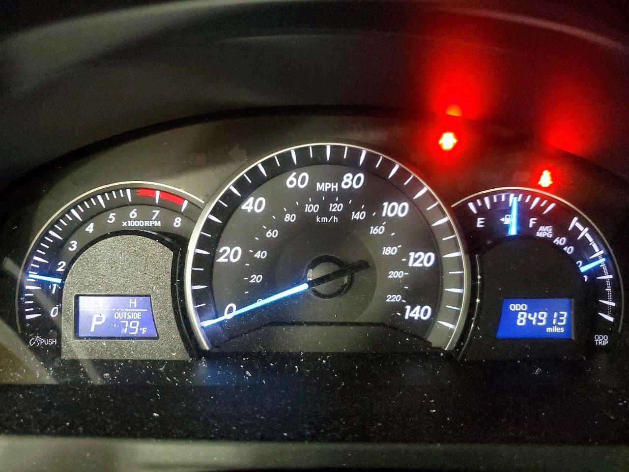 2014 TOYOTA CAMRY