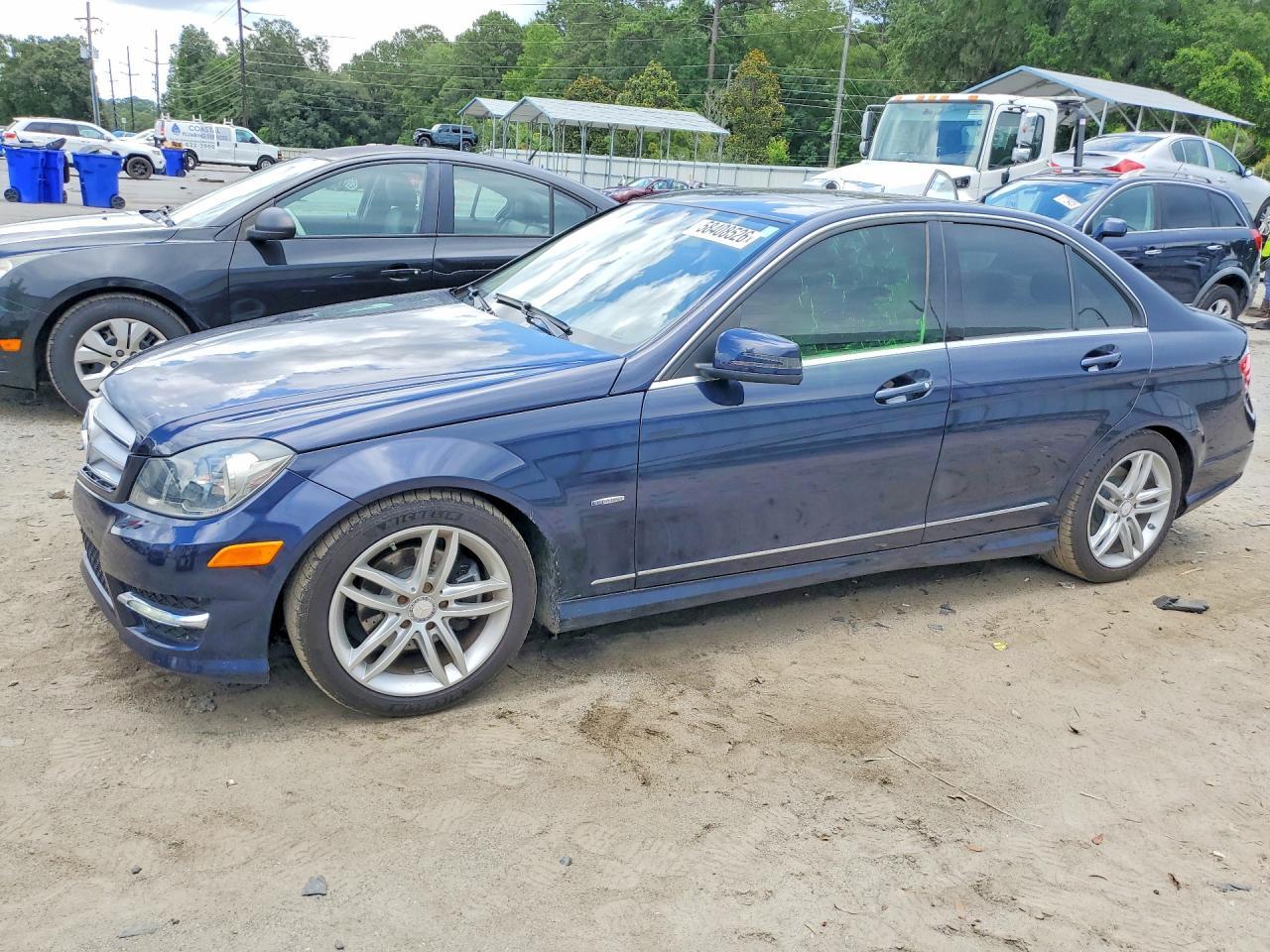 2012 MERCEDES-BENZ C-CLASS