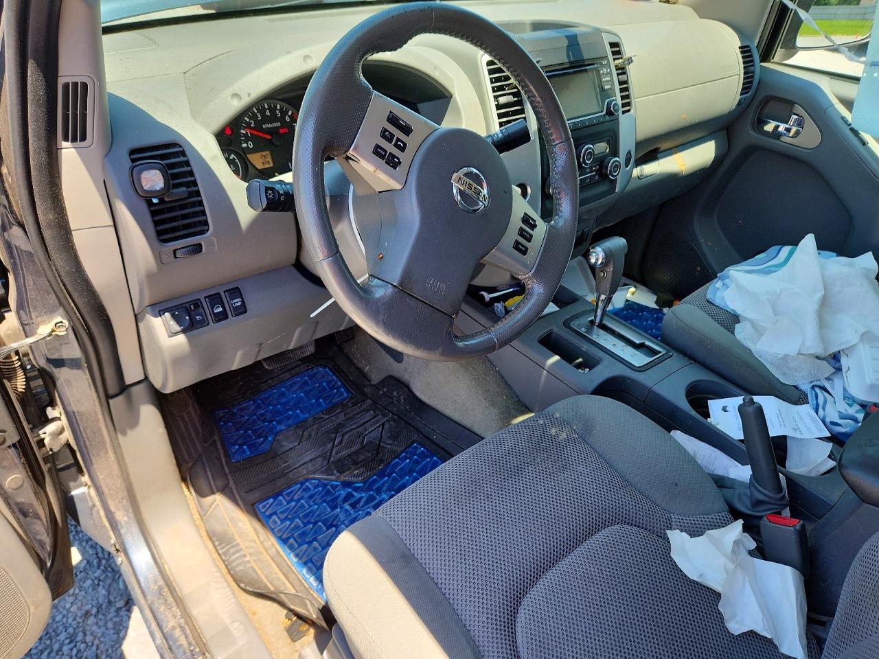2017 NISSAN Frontier