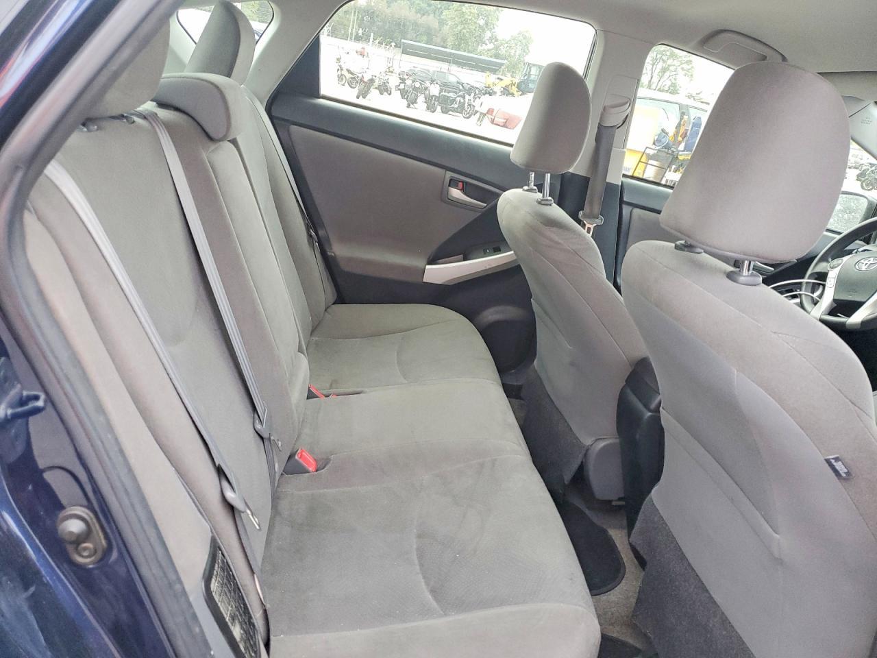 2015 TOYOTA PRIUS